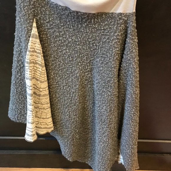 Handmade Ladies Asymmetrical slip-on skirt - Picture 4 of 7